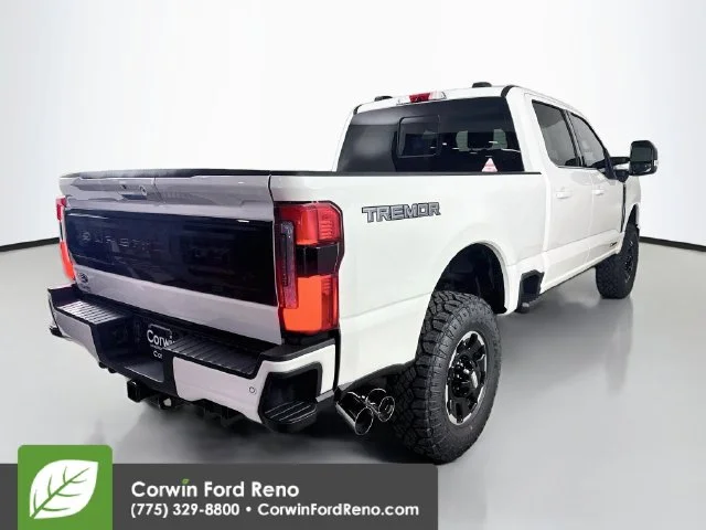 New 2027 Star White Metallic Tri-Coat Ford Platinum image 7