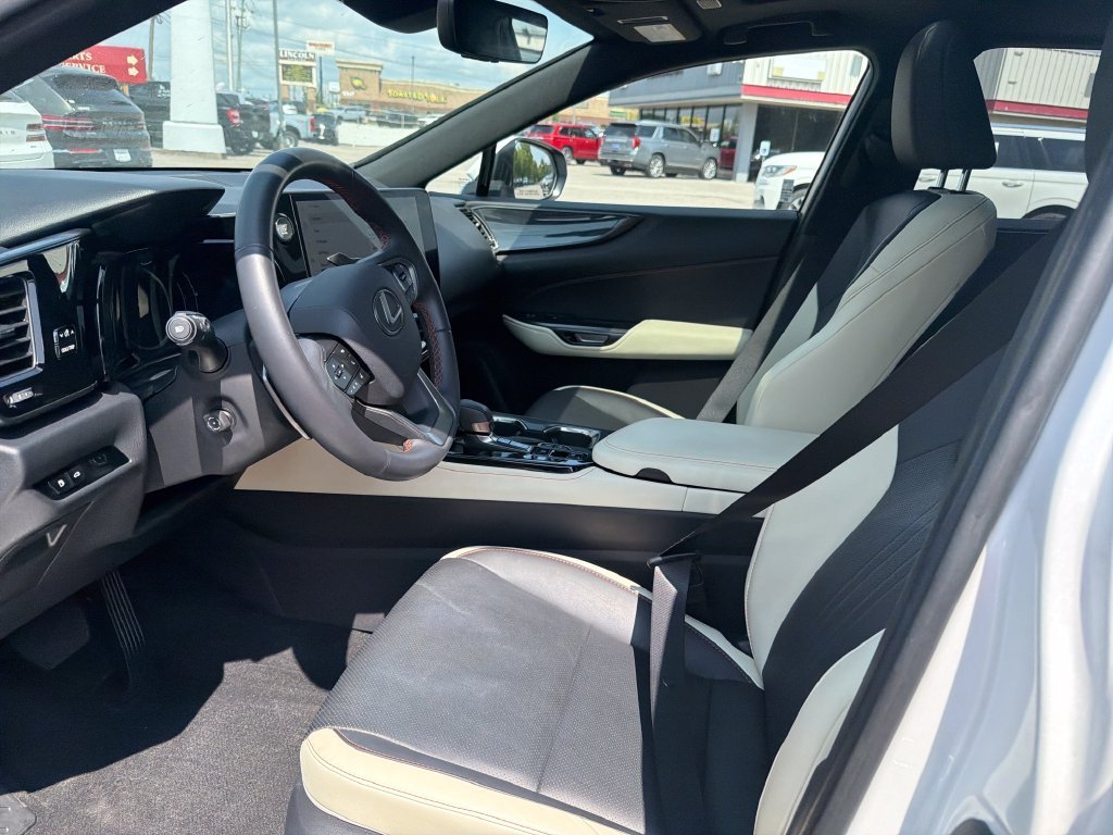 Used 2023 White Lexus 350 Premium image 14