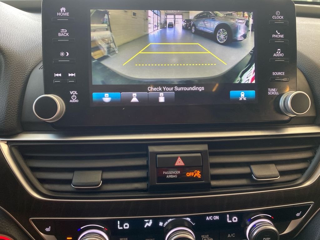 Used 2019  Honda EX-L image 26