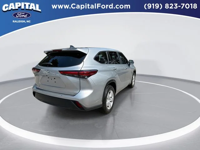Used 2023 Silver Toyota LE image 8