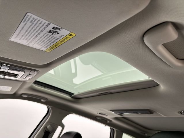 Used 2025 Silver Kia SX image 22