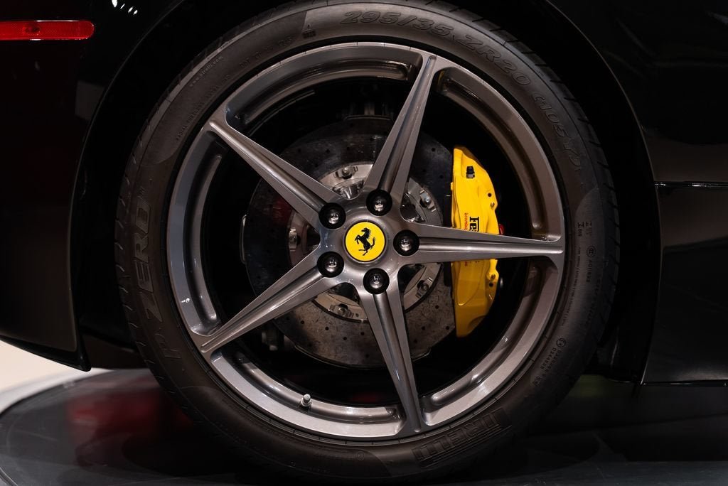 Certified Used 2014 Nero Ferrari Base image 15