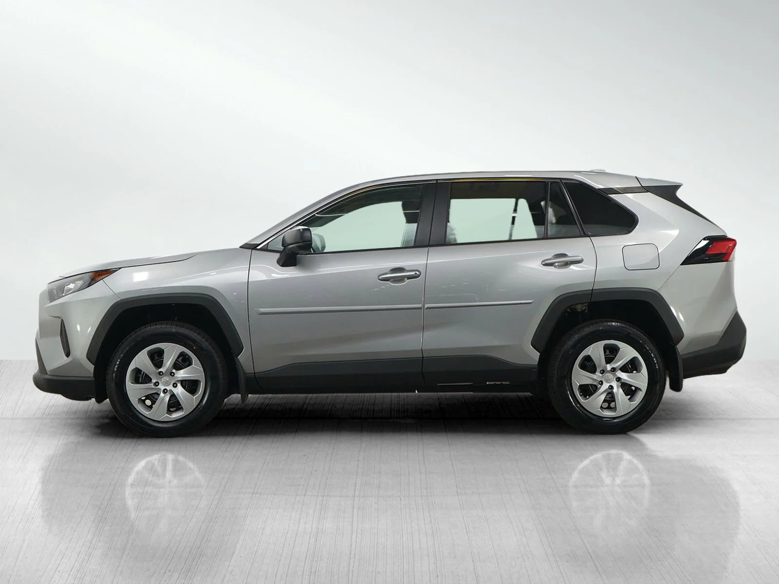 Used 2022 Toyota RAV4 LE with VIN 2T3F1RFV0NW308223 for sale in White Bear Lake, Minnesota
