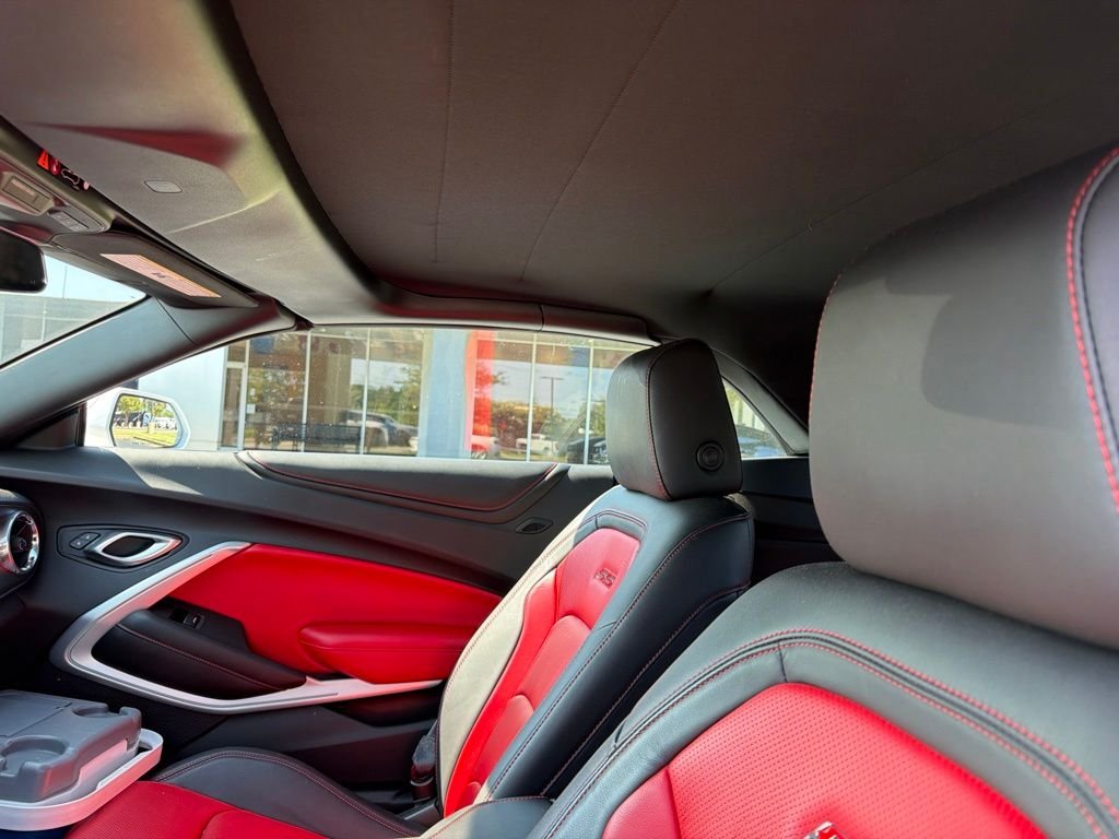 Used 2018 White Chevrolet SS image 10