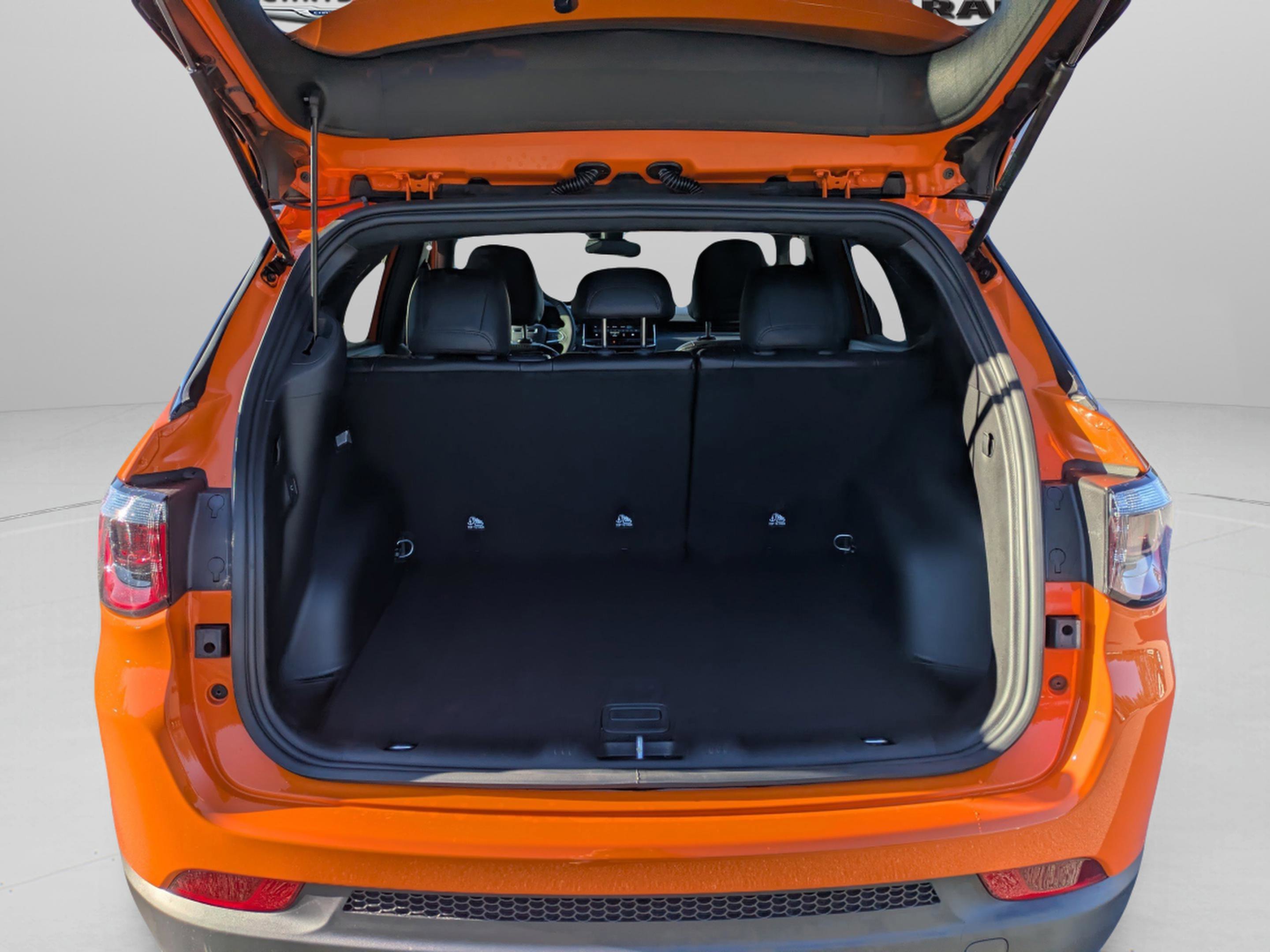 New 2026 Joose (DISC) Jeep Latitude Altitude image 7