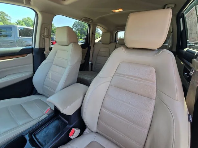 Used 2019  Honda Touring image 24