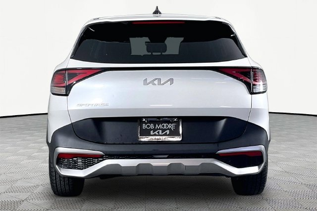 Used 2023 White Kia LX image 5