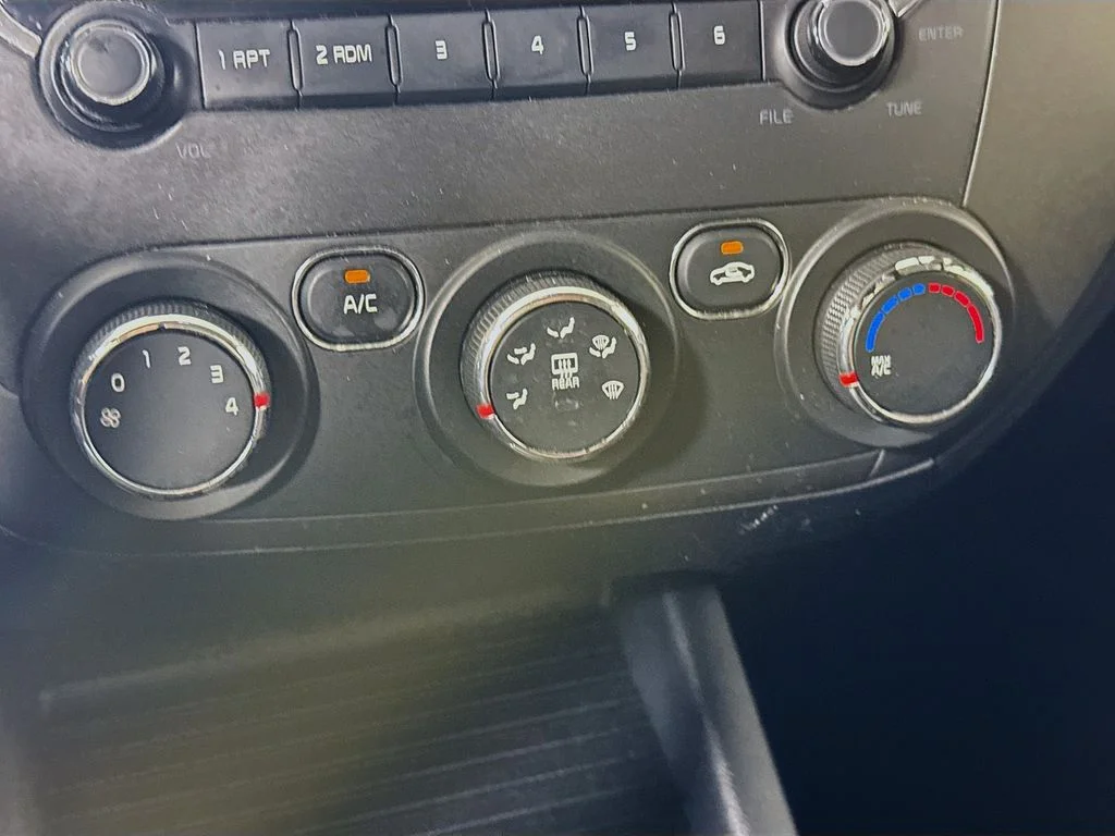 Used 2017 Blue Kia LX image 18