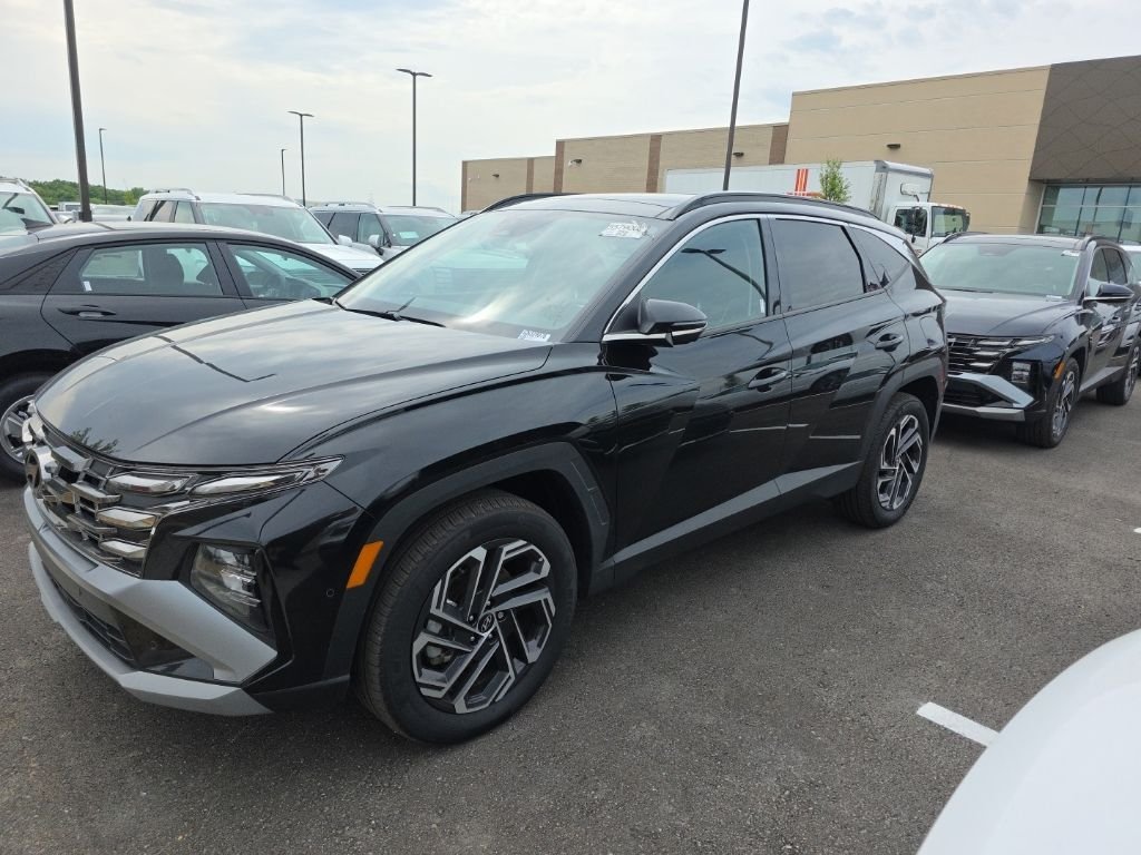 2025 Hyundai Tucson Limited HEV AWD's photo