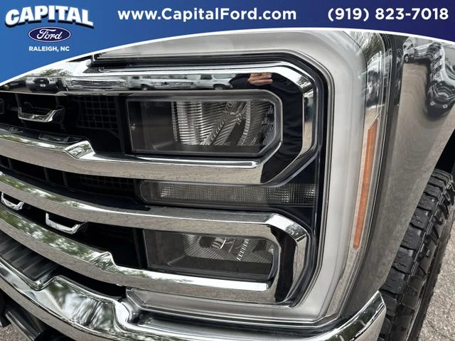 Used 2023 Gray Ford Lariat image 11