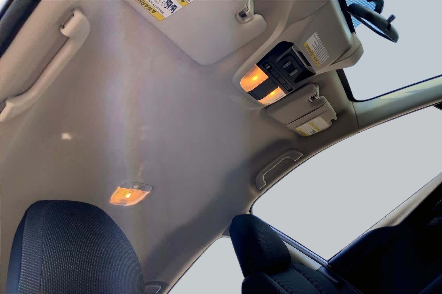 Used 2021 Ice Silver Metallic Subaru  image 14