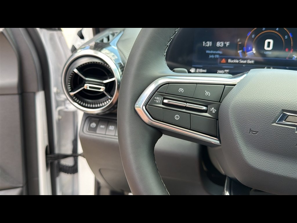 2027 Chevrolet Equinox LT - Photo 13