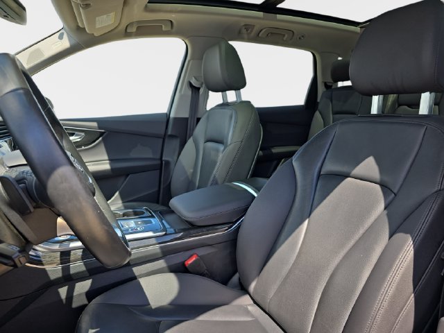 Used 2021 White Audi 45 Premium Plus image 19