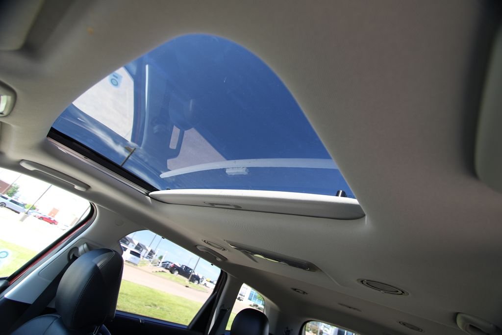 Used 2020 Purple Kia EX image 14