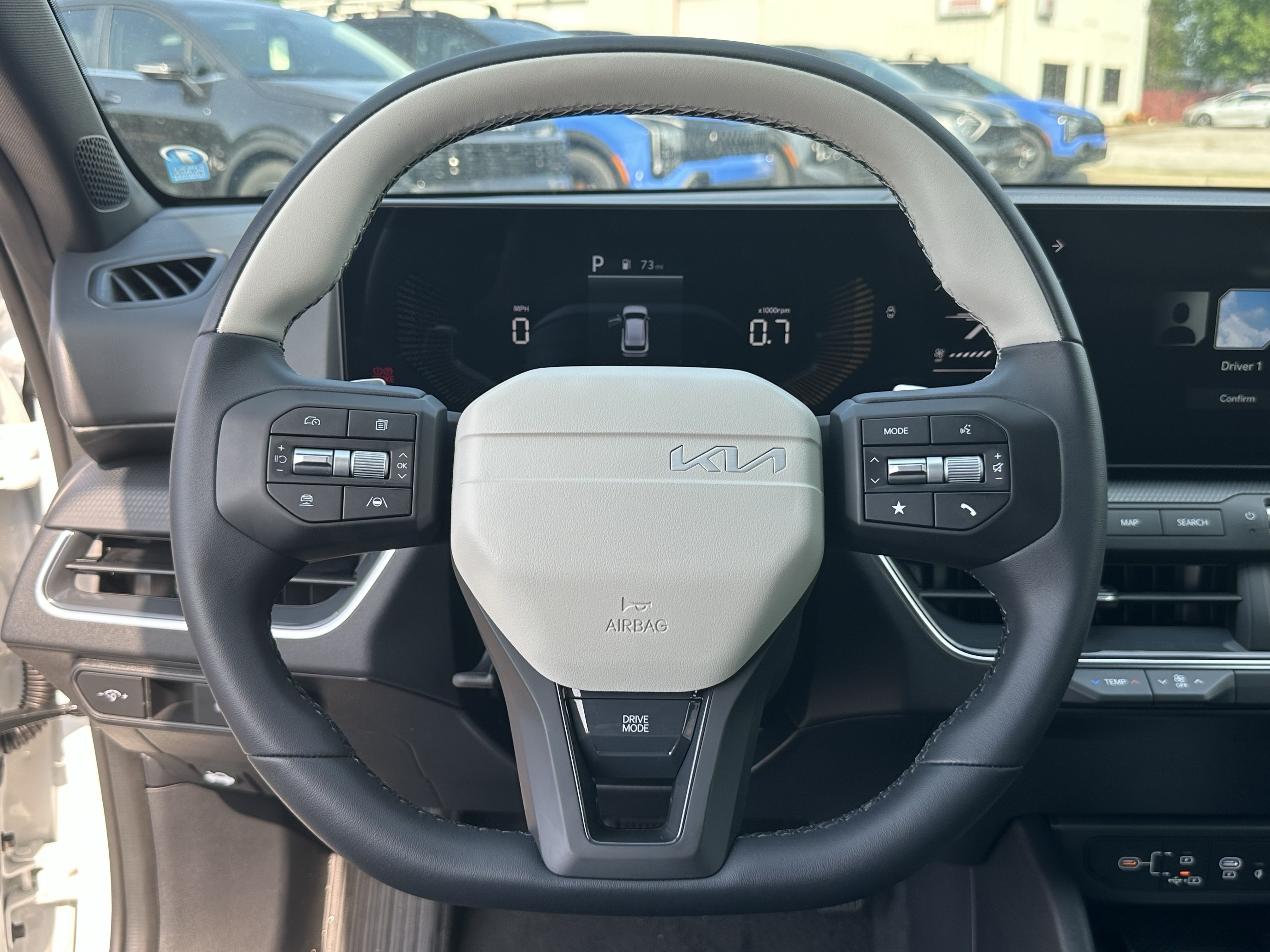 New 2026 Snow White Pearl Kia GT-Line image 27