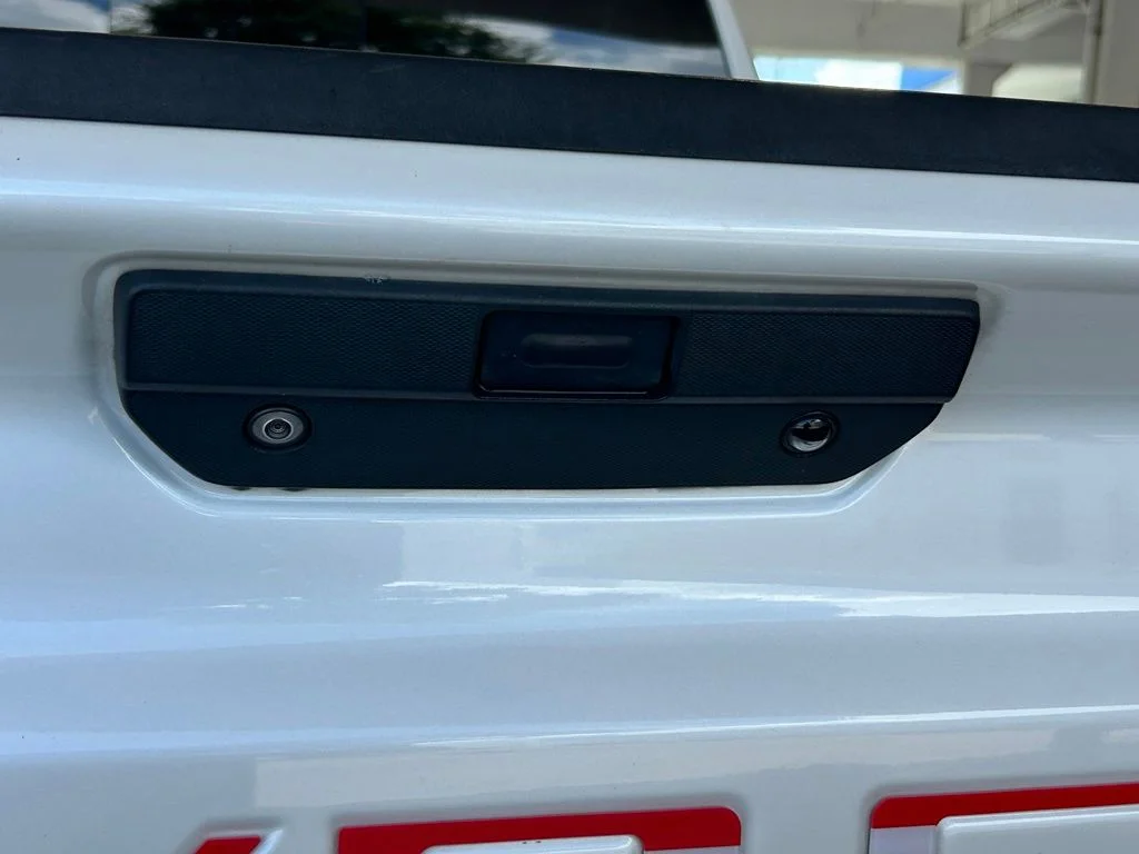 Used 2021 White Chevrolet RST image 23