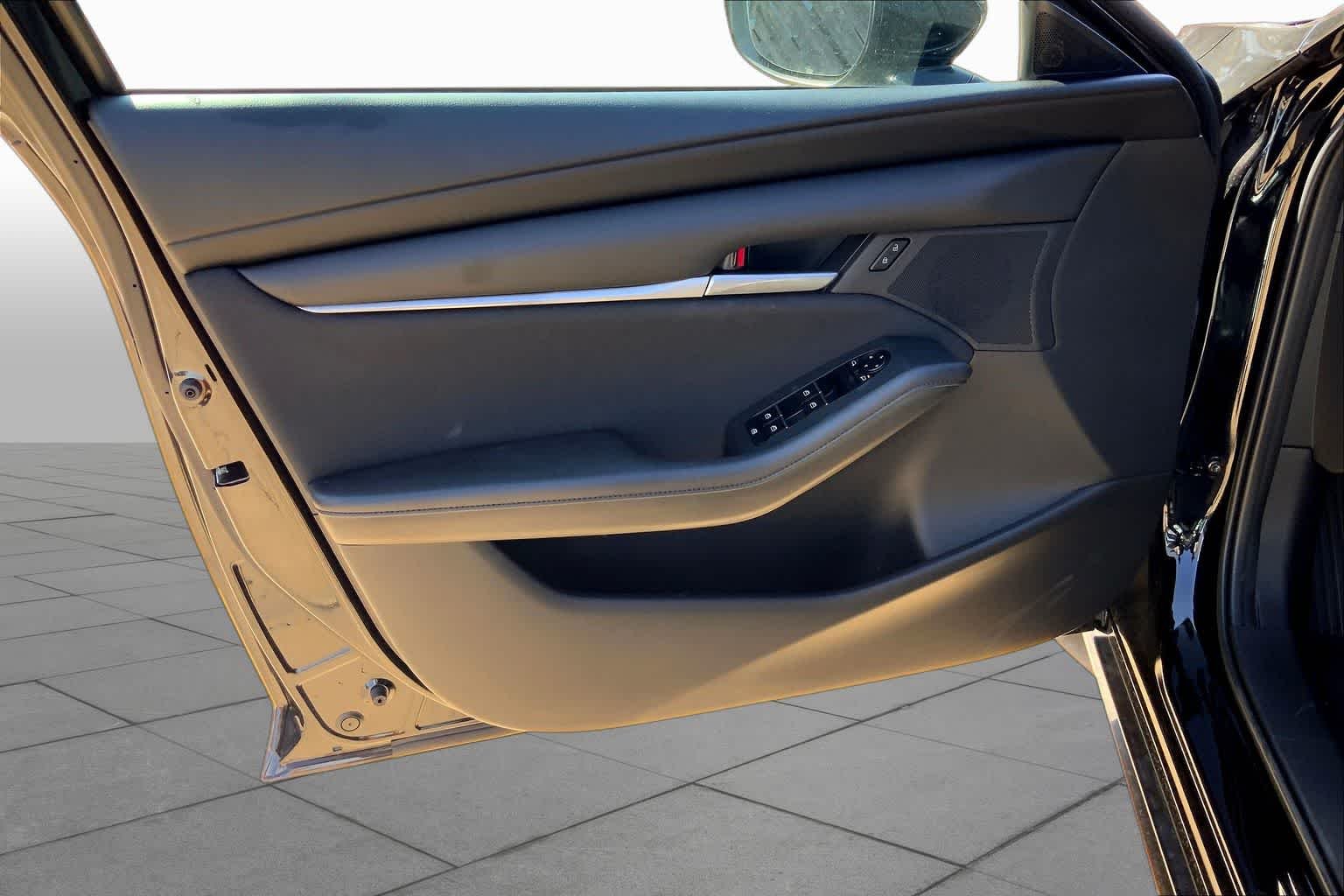 New 2025 Jet Black Mica Mazda 2.5 S image 10