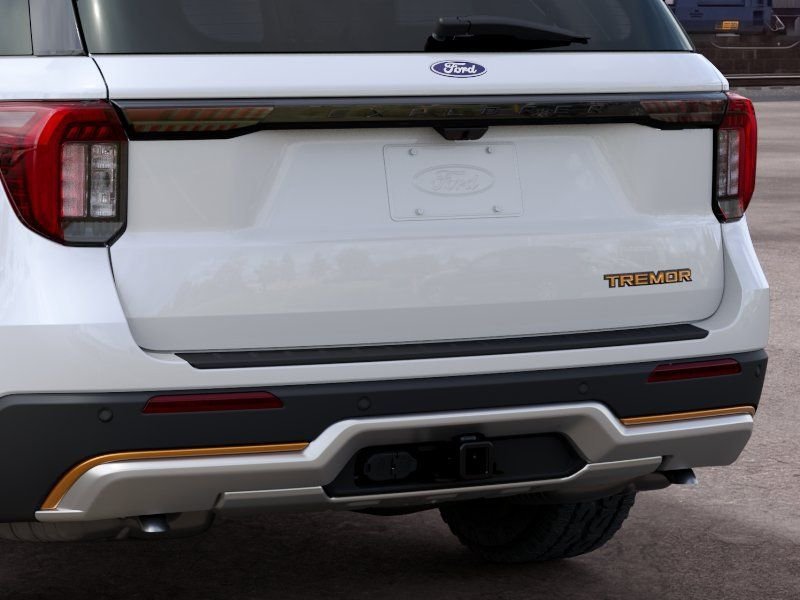 New 2027 White Ford Tremor image 25