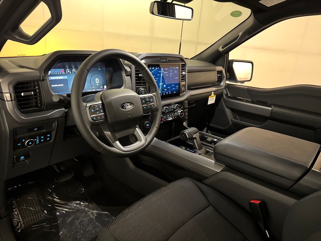 New 2026 White Ford XLT image 39