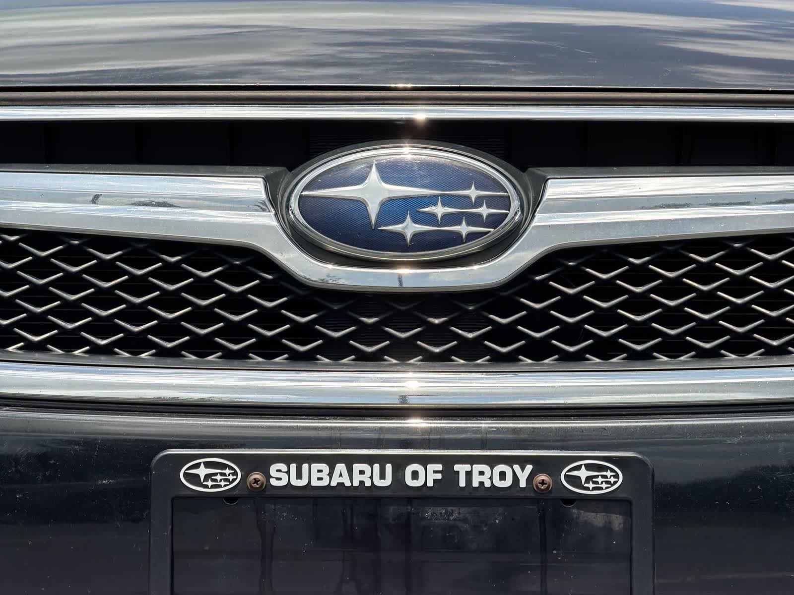 Used 2016 Crystal Black Silica Subaru Premium image 12