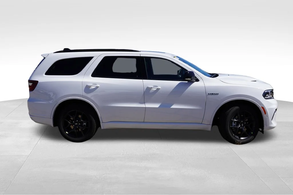 New 2027 White Knuckle Clear-Coat Exterior Paint Dodge GT Premium image 2