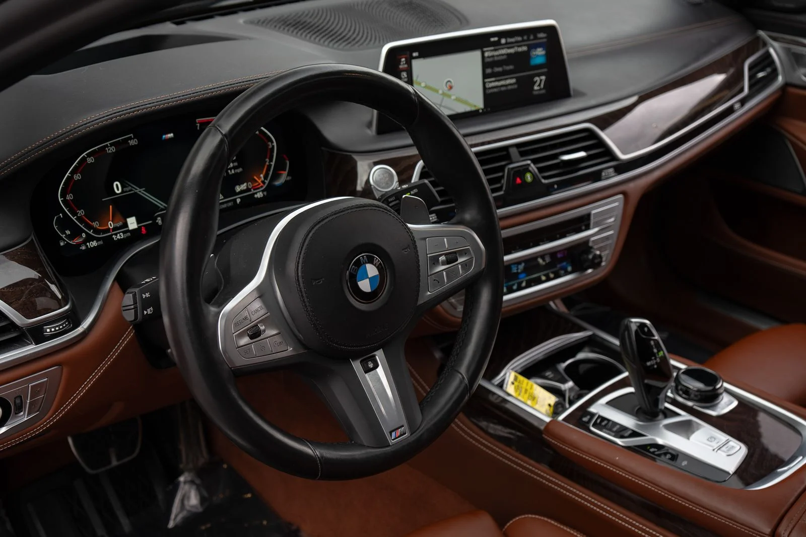 Used 2022 Gray BMW 750i xDrive image 23