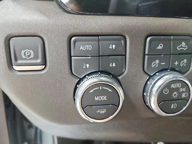 2026 GMC Sierra 1500 SLT - Photo 31