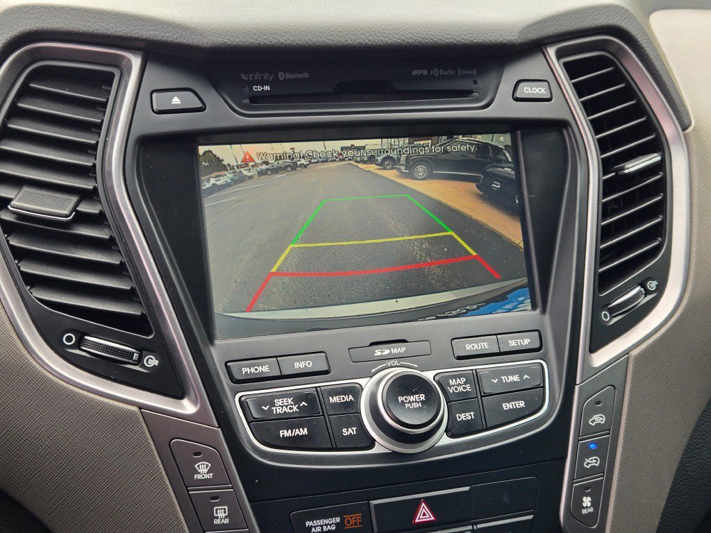 Used 2016 Frost Hyundai Limited image 27