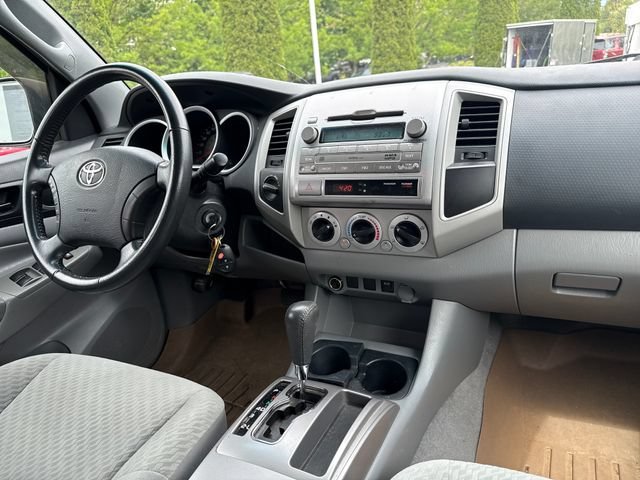 Used 2011 Pyrite Mica Toyota SR5 image 9