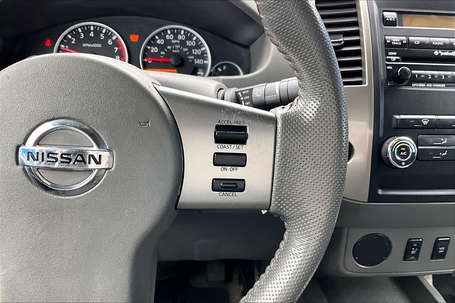 Used 2011 Radiant Silver Nissan SL image 23