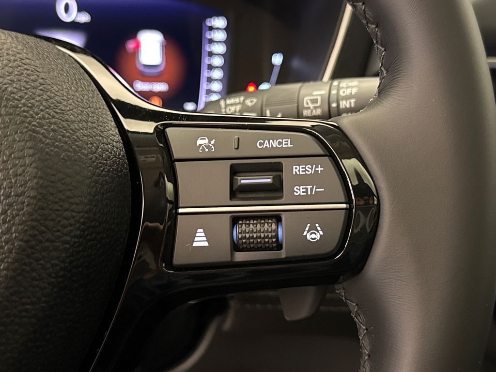 New 2026 Sonic Gray Pearl Honda Touring image 31