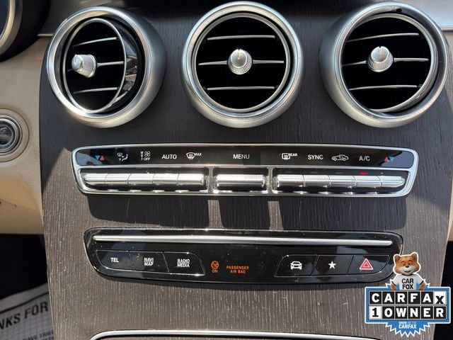 Used 2022 Silver Mercedes-Benz GLC 300 image 4