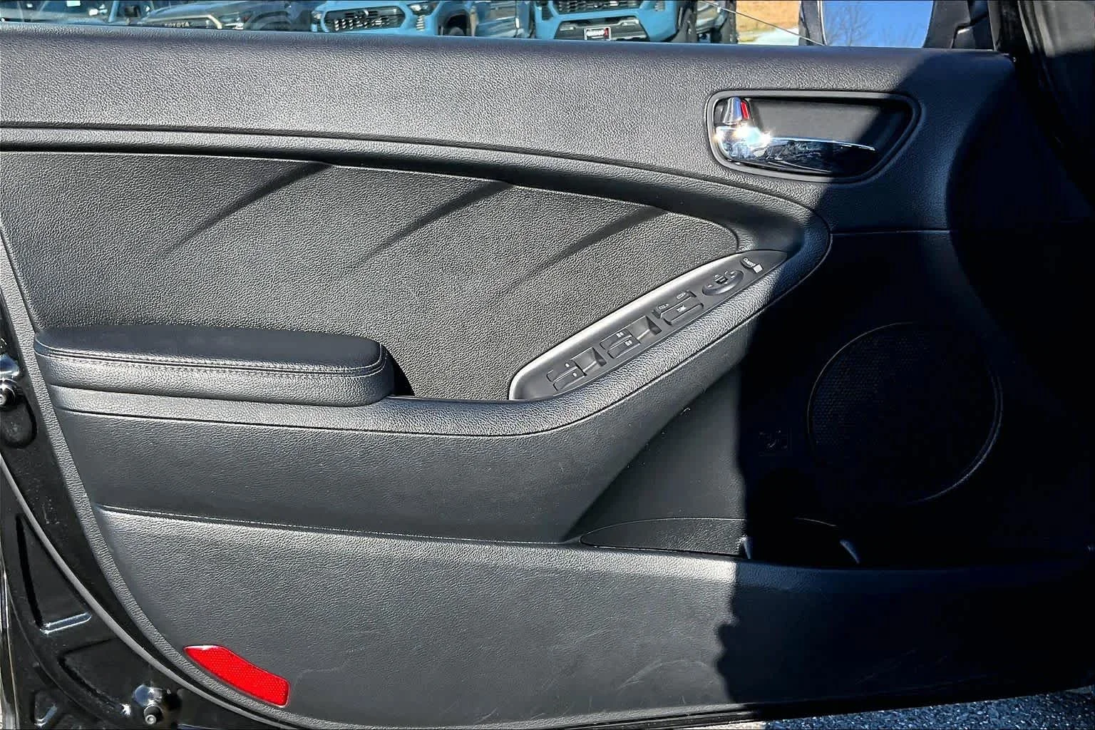 Used 2016 Aurora Black Pearl Kia EX image 37