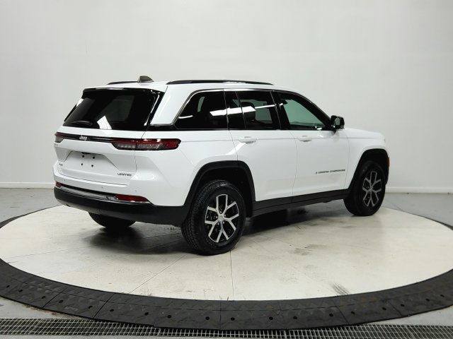 Used 2024 White Jeep Limited image 8
