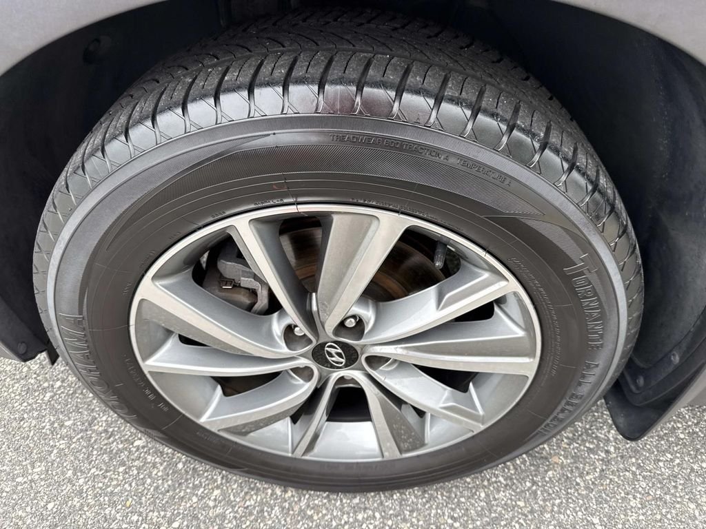 Used 2020 Gray Hyundai Limited image 11