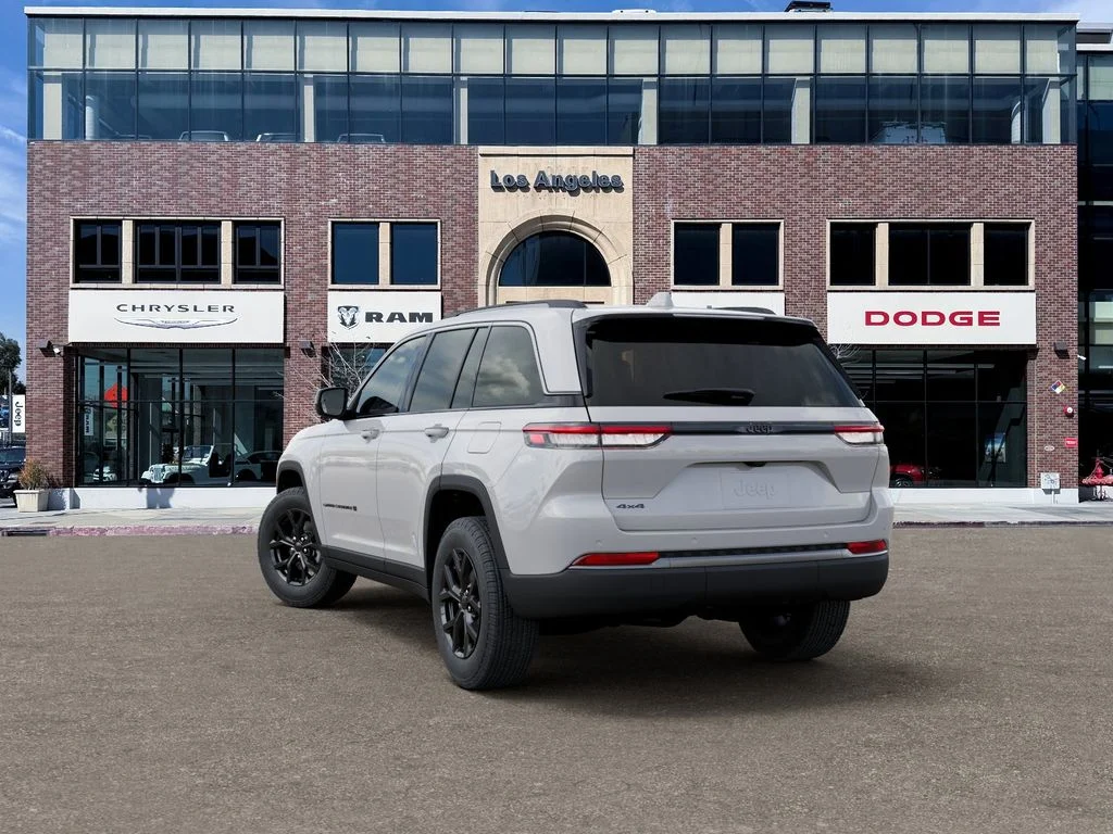 New 2026 Bright White Clearcoat Jeep Laredo Altitude image 3