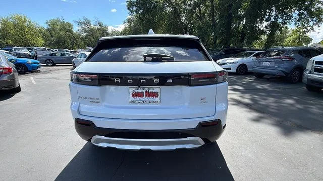 New 2026 Frostline White Pearl Honda AWD Touring image 5
