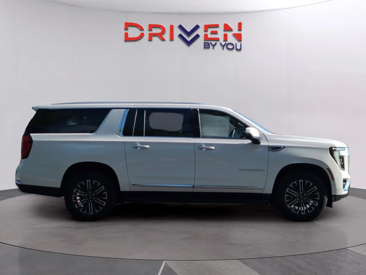 New 2026 Summit White GMC Elevation image 6