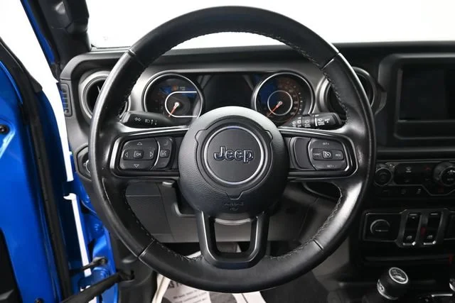 Used 2021 Hydro Blue Pearlc Jeep Sport S image 13