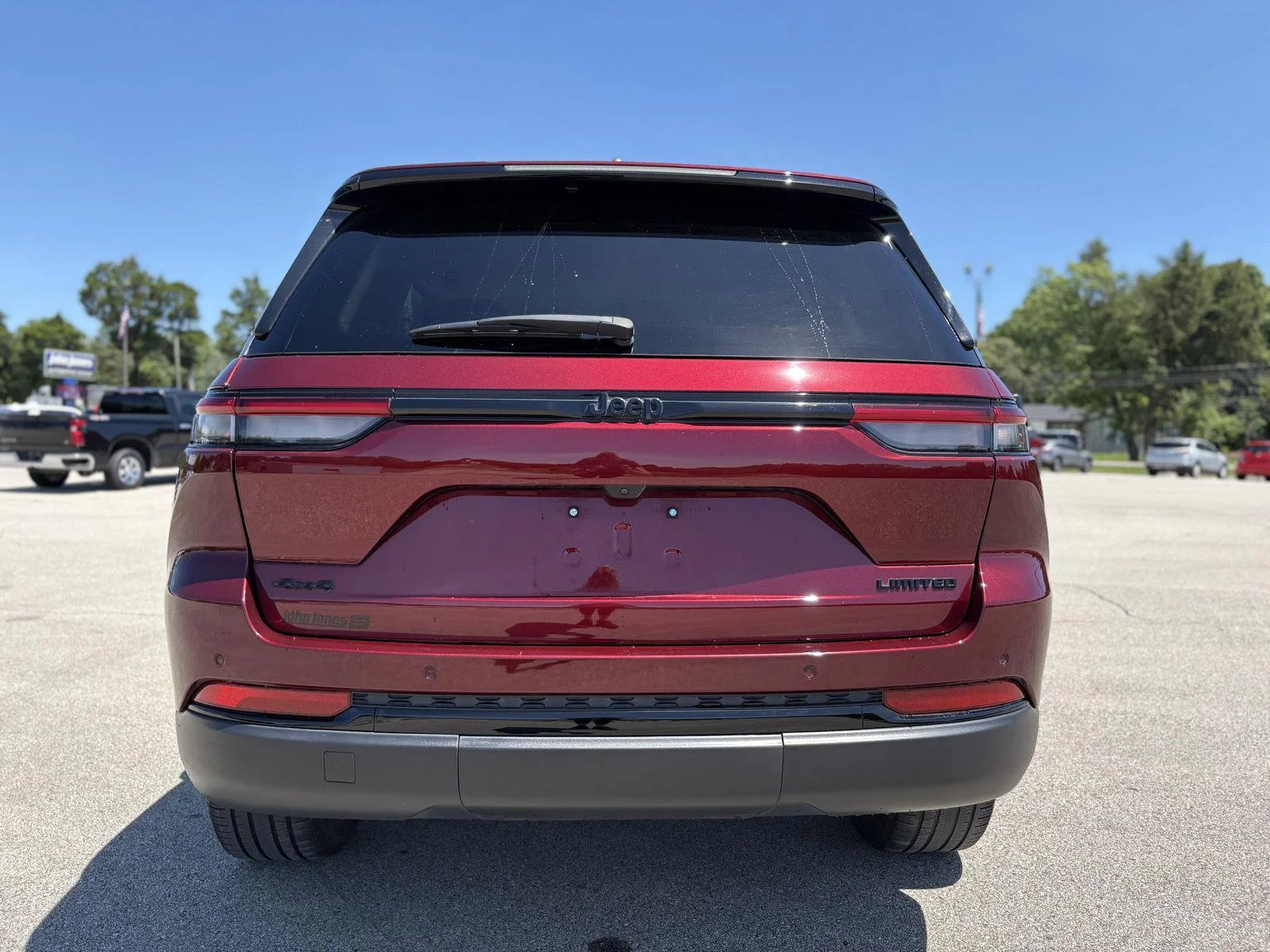 Used 2023 Velvet Red Pearlcoat Jeep Limited image 20