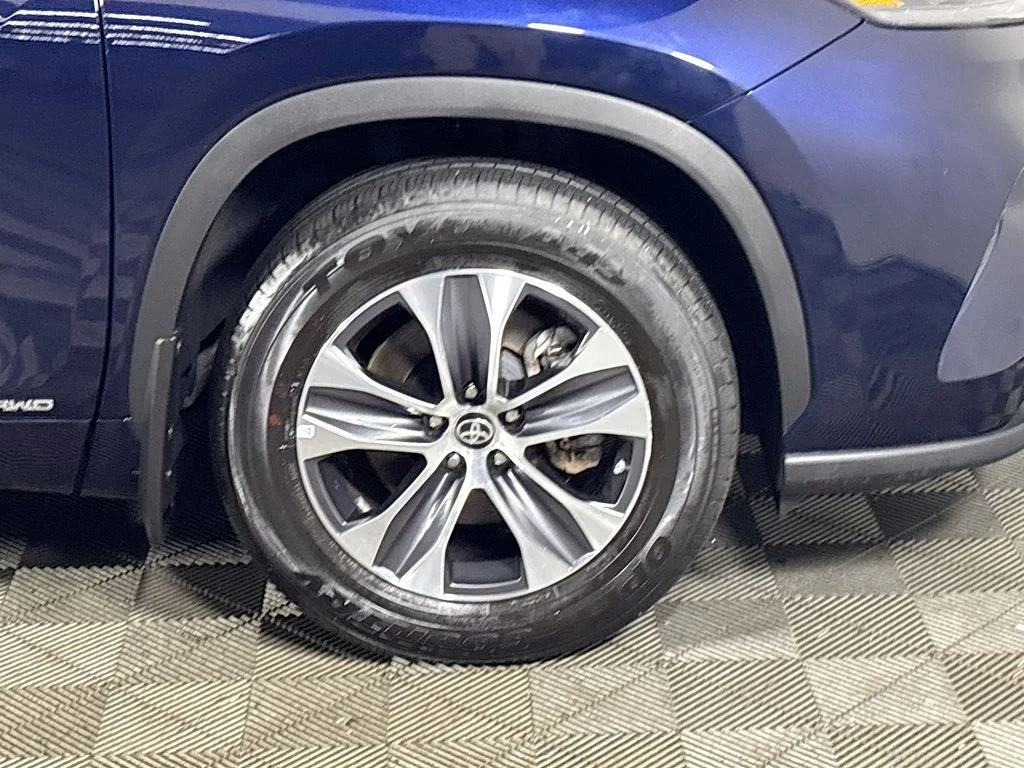 Used 2024 Blue Toyota XLE image 23