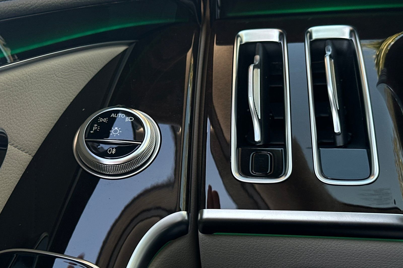 2026 Mercedes-Benz S-Class S 580 - Photo 30