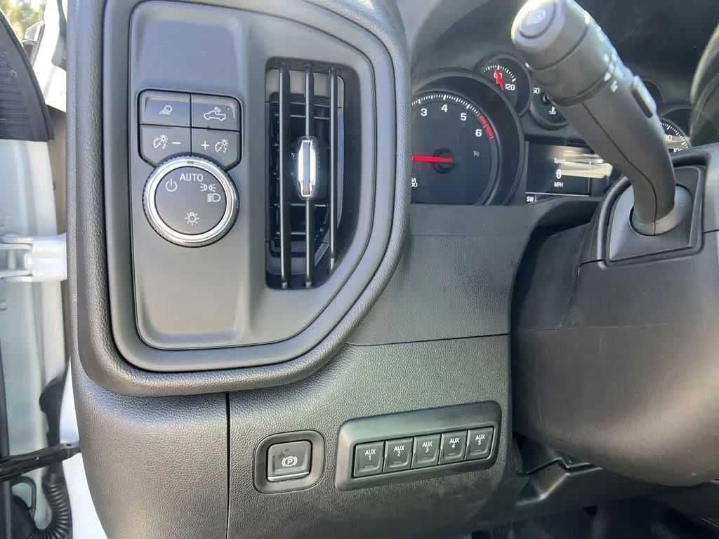 2025 GMC Sierra 3500HD Pro - Photo 49