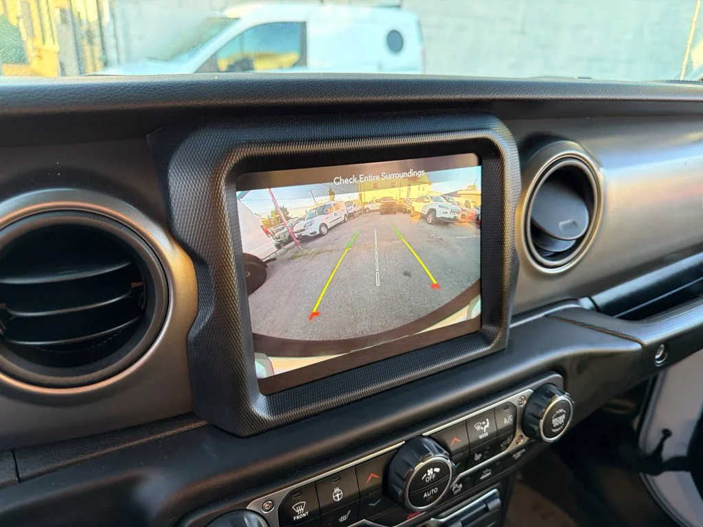 Used 2023 White Jeep Sport S image 36