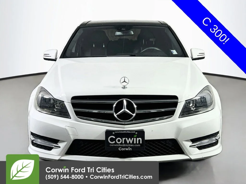 Used 2014 Polar White Mercedes-Benz C 300 image 3