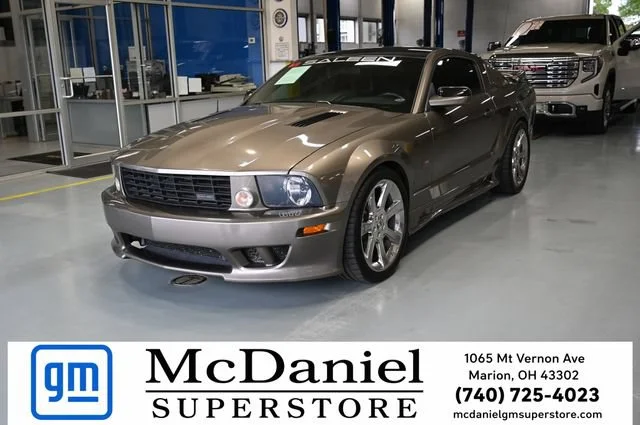 2005 Ford Mustang GT Deluxe