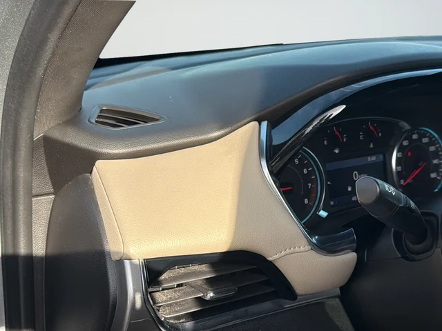 Used 2023 Gray Chevrolet LT image 31
