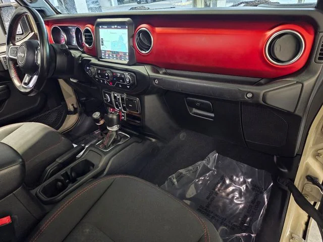 Used 2020 Beige Jeep Rubicon image 16