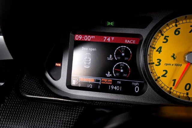 Used 2010 Nero Ferrari  image 39