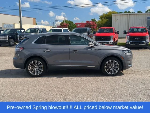 Used 2022 Gray Lincoln Reserve image 14